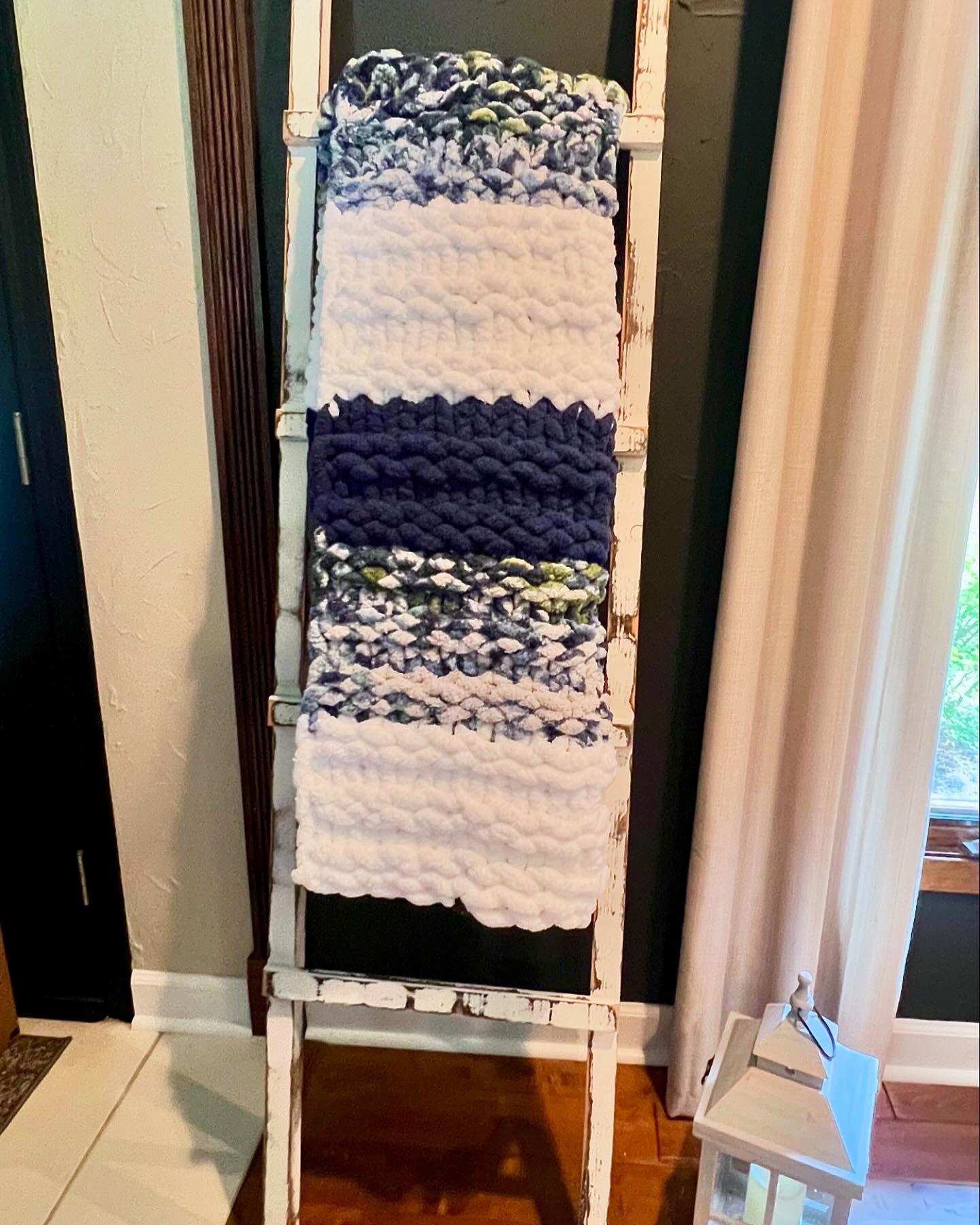 Seaside Summer Chunky Knit Throw Blanket (Large) - Thru the Loops Chunky Knit Creations