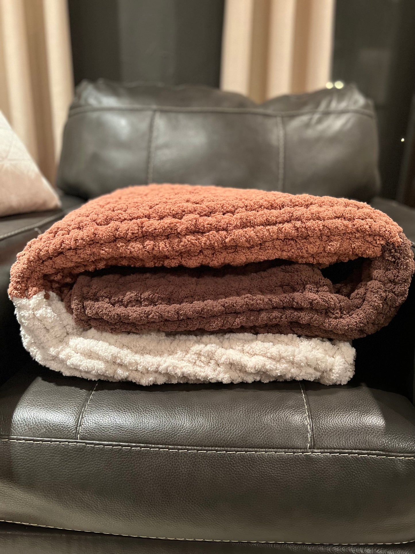 Friday Night Lights Chunky Knit Throw Blanket (Large) - Thru the Loops Chunky Knit Creations