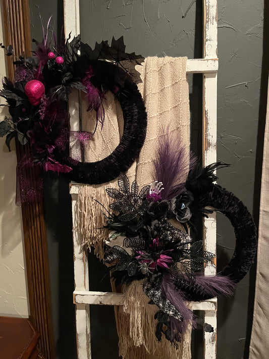 Halloween Decorative Wreaths (Customizable) - Thru the Loops Chunky Knit Creations