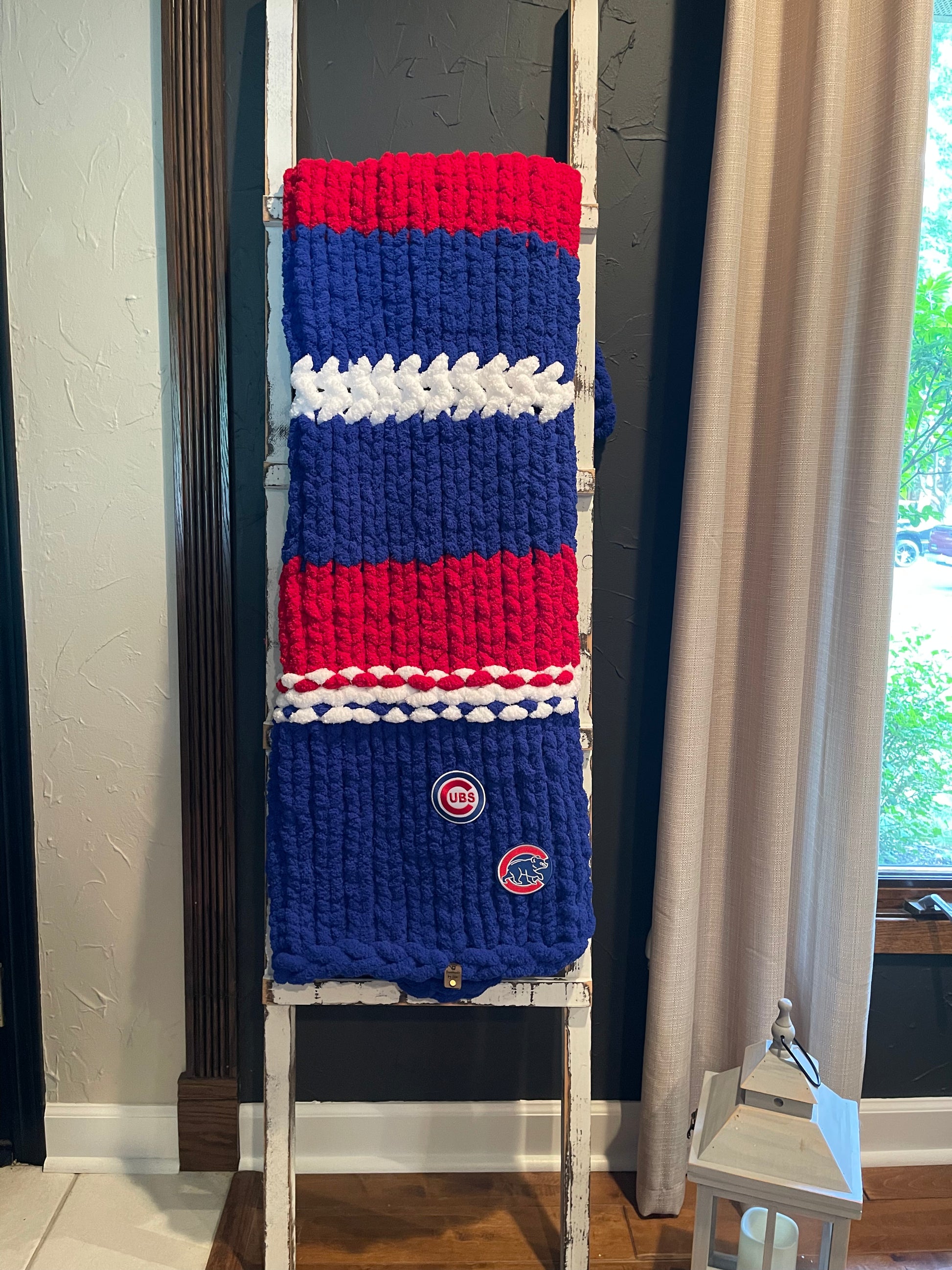 Chicago Cubs Chunky Knit Throw Blanket (Made to Order) - Thru the Loops Chunky Knit Creations