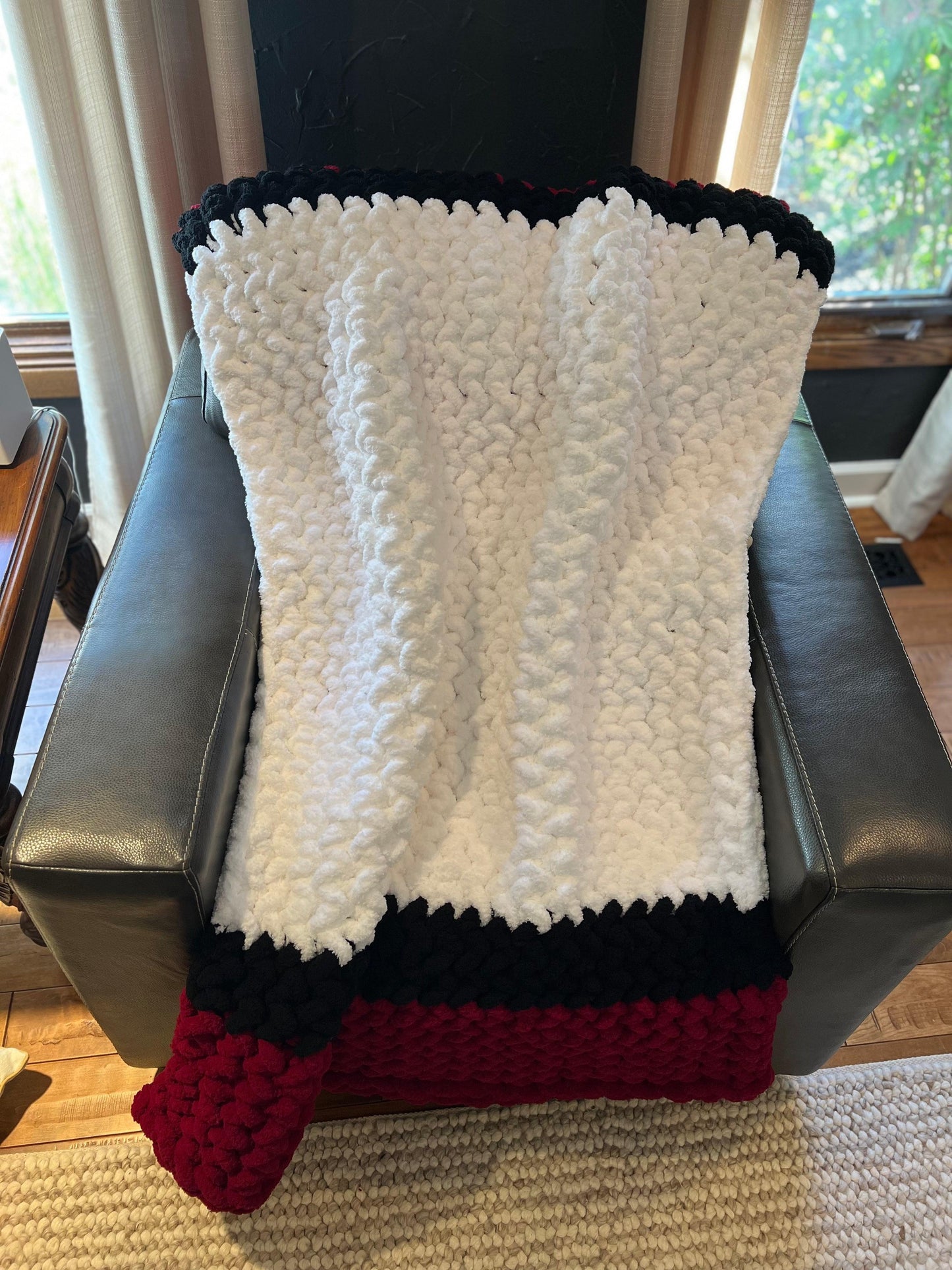 Winterberry Snow Chunky Knit Throw (Large) - Thru the Loops Chunky Knit Creations