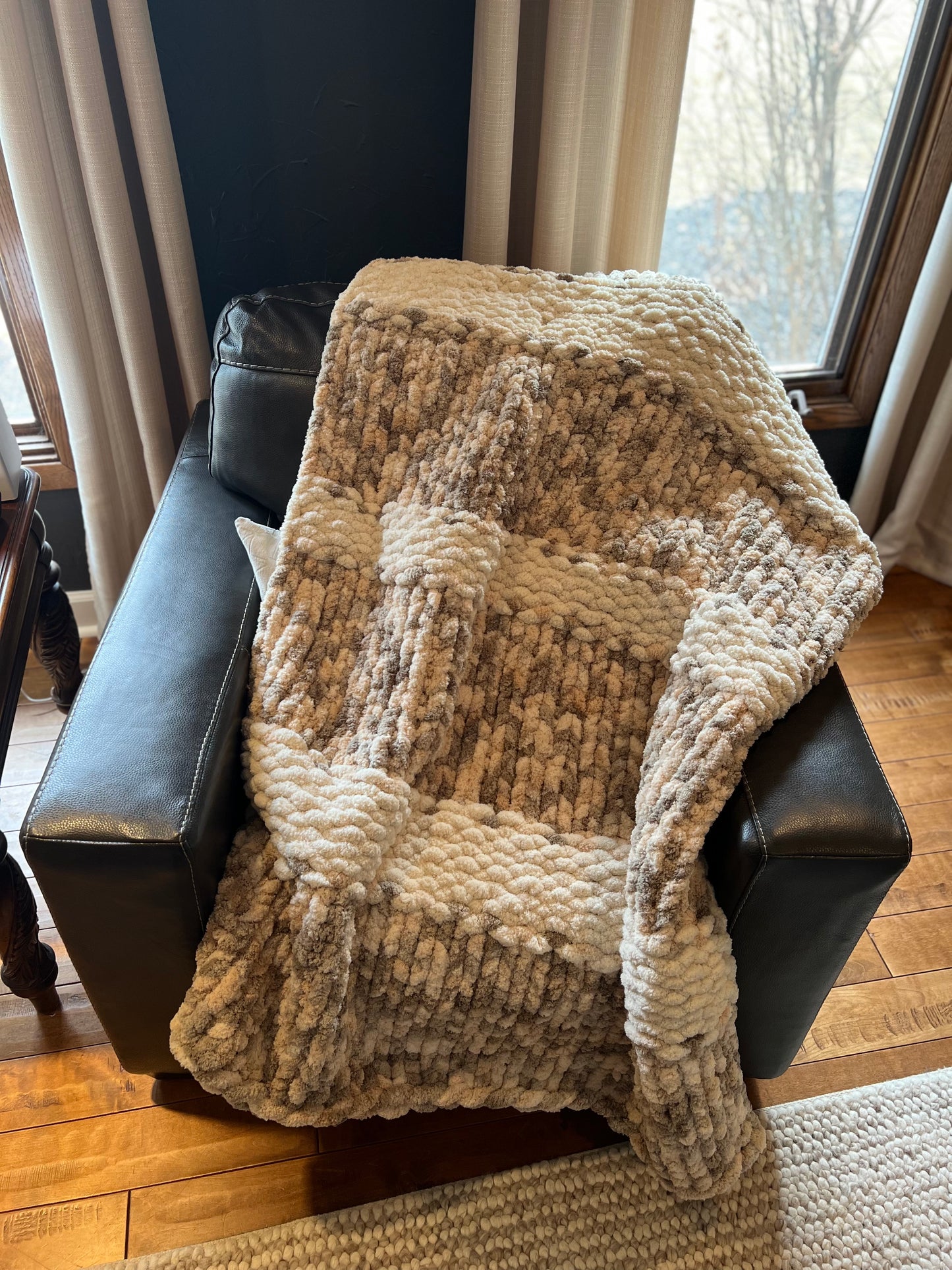 Sand Dunes Chunky Knit Throw (Large)