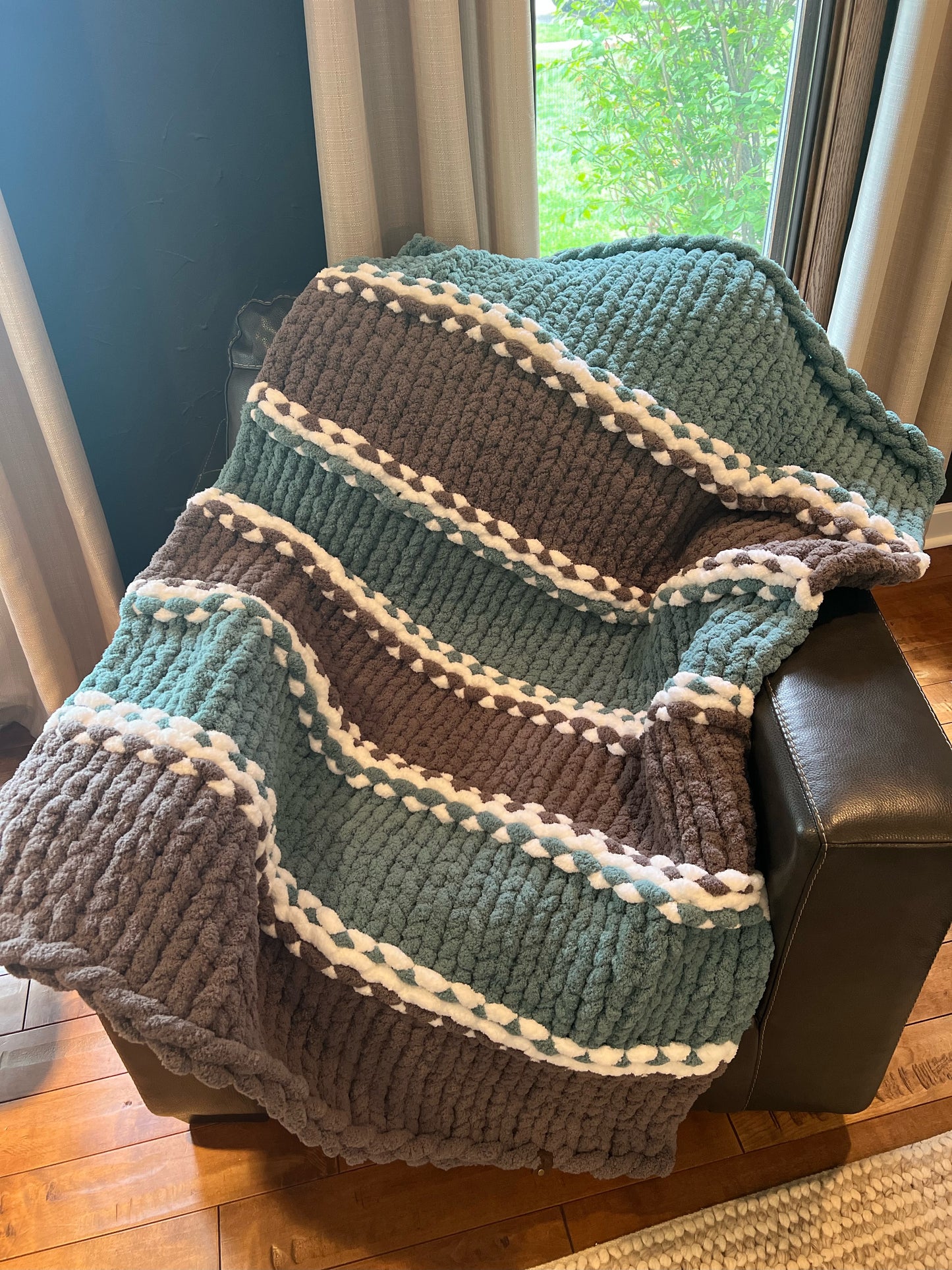 Pebble Beach Chunky Knit Throw (Large)