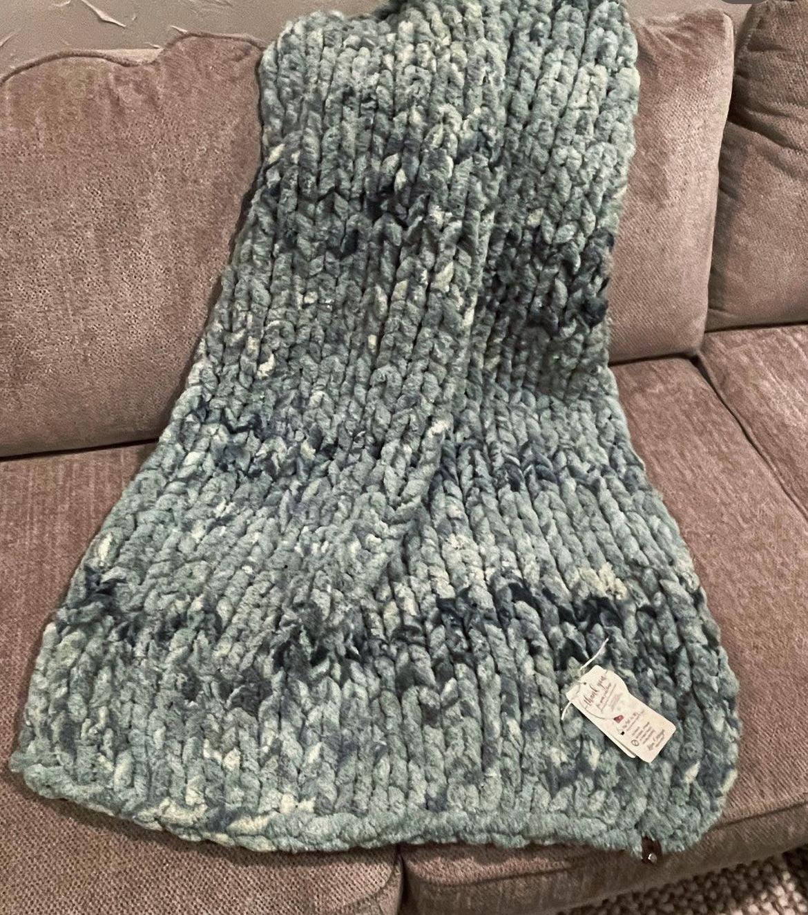 Forest Splash Chunky Knit Throw Blanket (Large) - Thru the Loops Chunky Knit Creations
