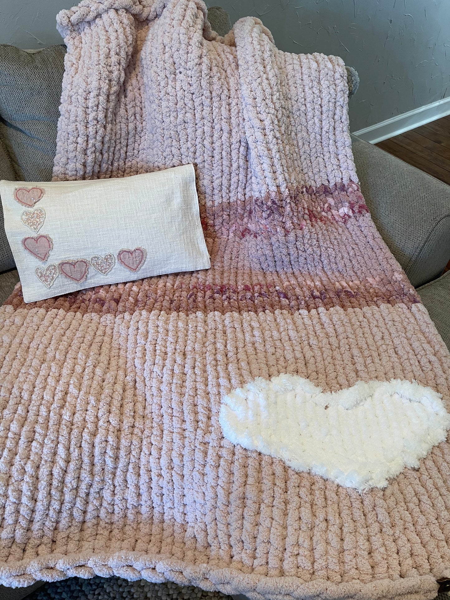 Sweet Embrace Chunky Knit Throw (Large)