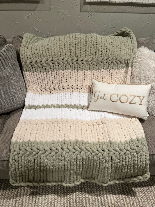 Matcha Latte Chunky Knit Throw (Large)
