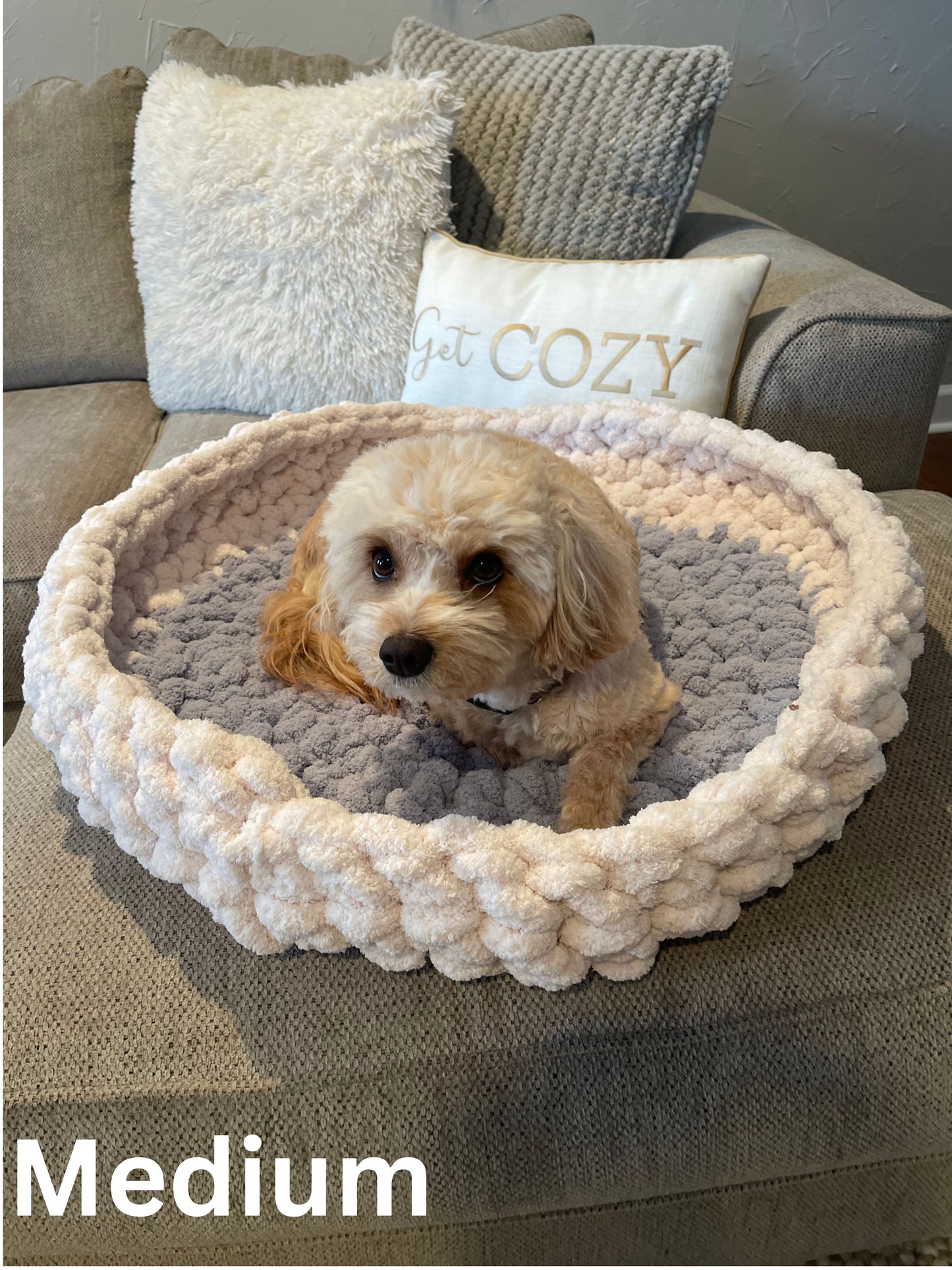 Custom Chunky Knit Pet Bed