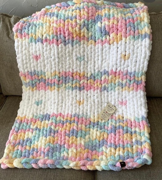 Sweet Treat Chunky Knit Baby Blanket - Thru the Loops Chunky Knit Creations
