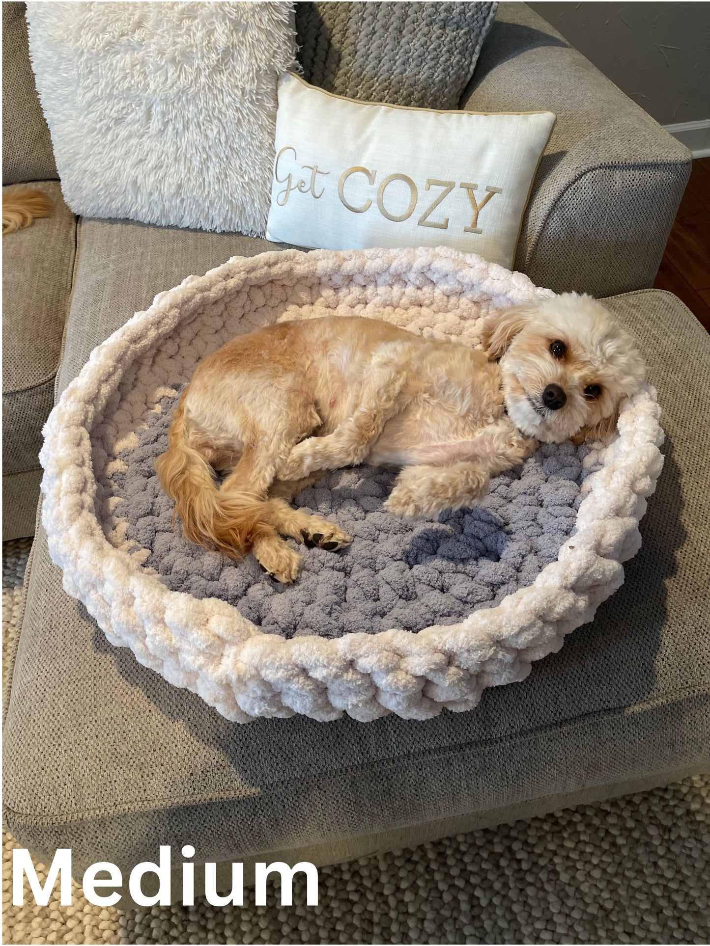 Custom Chunky Knit Pet Bed