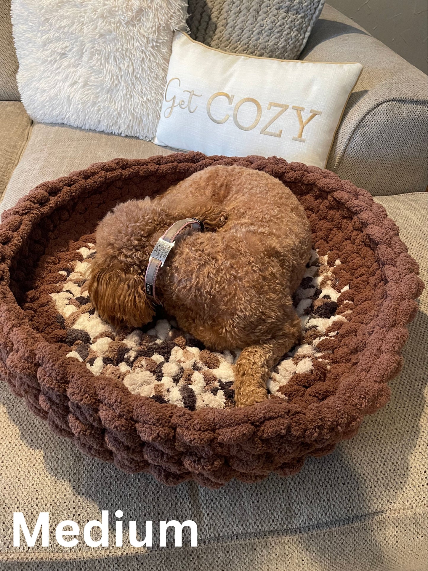 Custom Chunky Knit Pet Bed