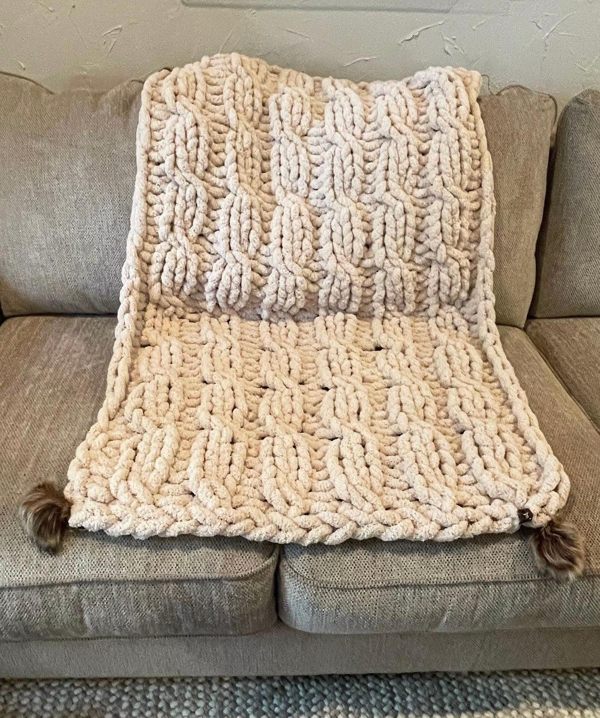 Oatmeal Dream Chunky Knit Throw (Large) - Thru the Loops Chunky Knit Creations