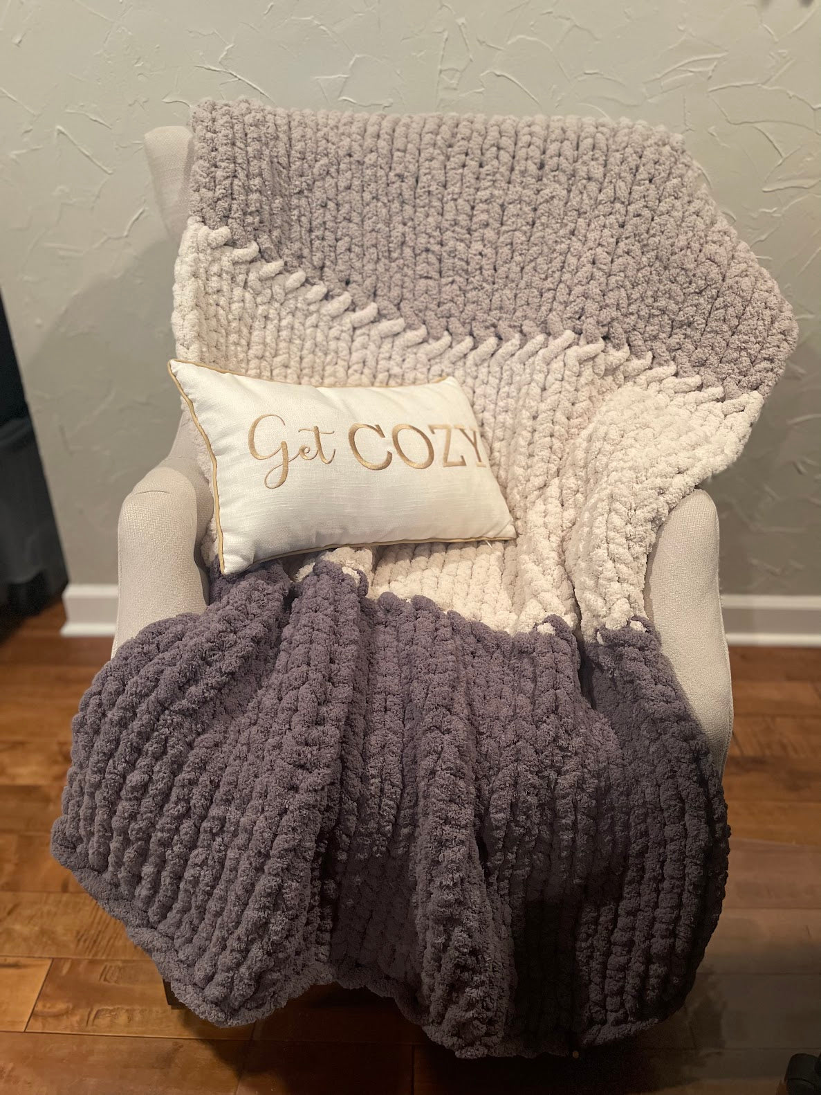 Stone Horizon Chunky Knit Throw Blanket (Large)