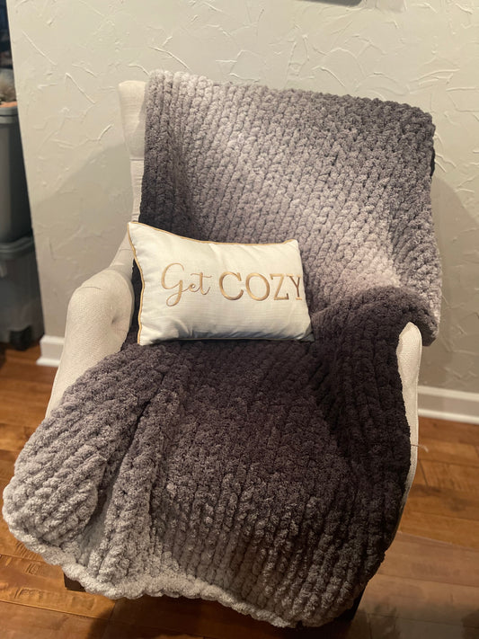 Midnight Fade Ombre Chunky Knit Throw (Large)