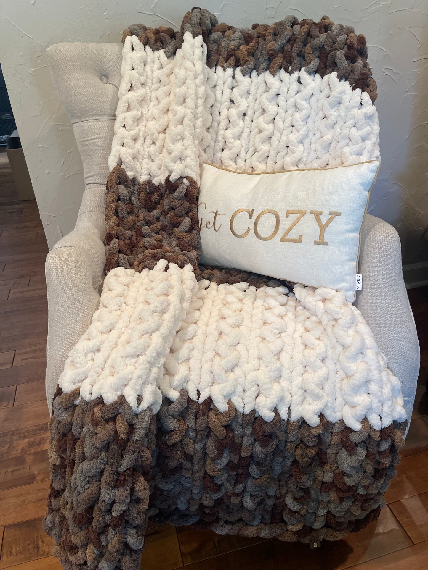 Log Cabin Luxury Chunky Knit Throw (Large)