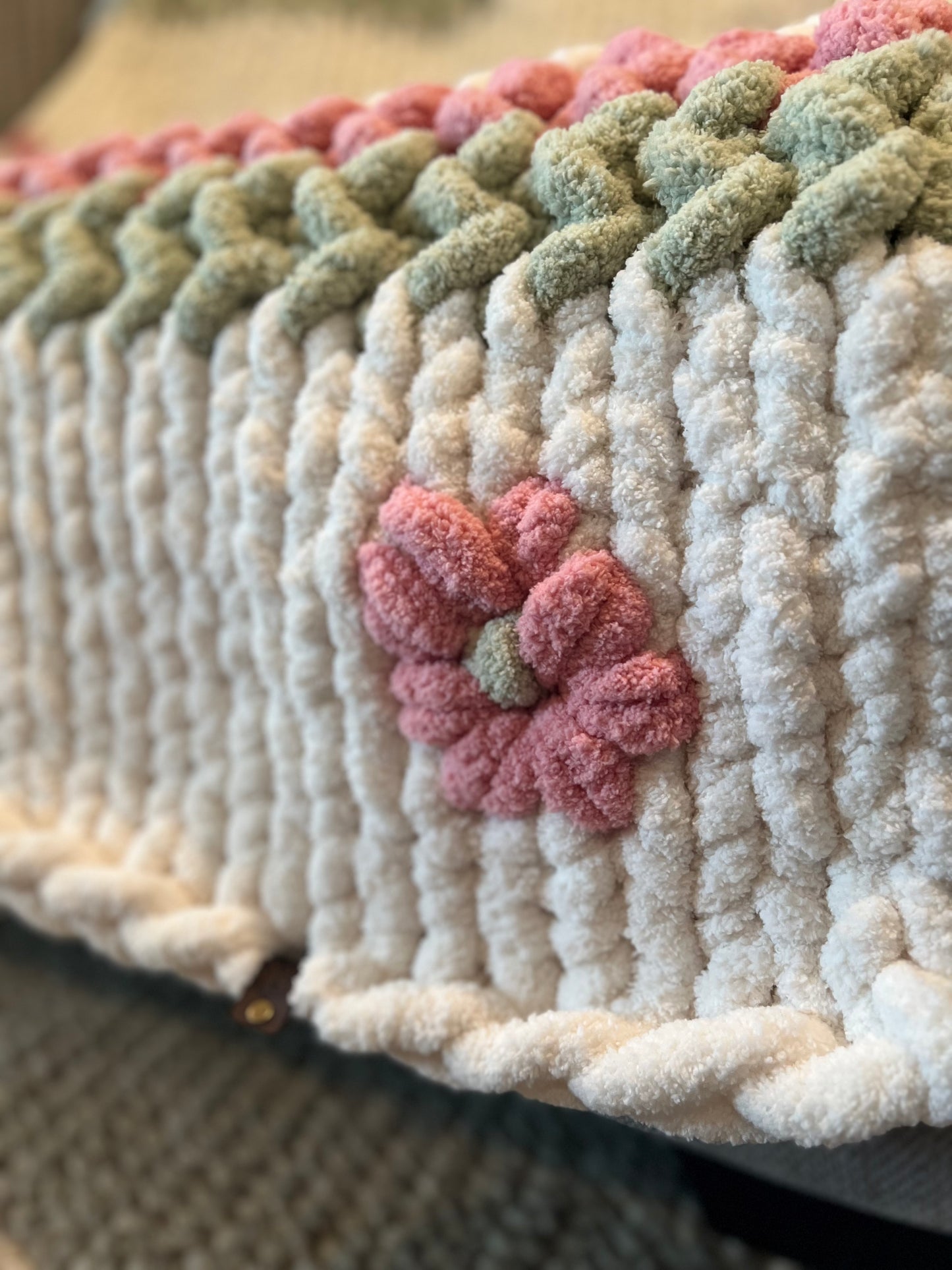 Spring Meadow Chunky Knit Throw Blanket (Large)