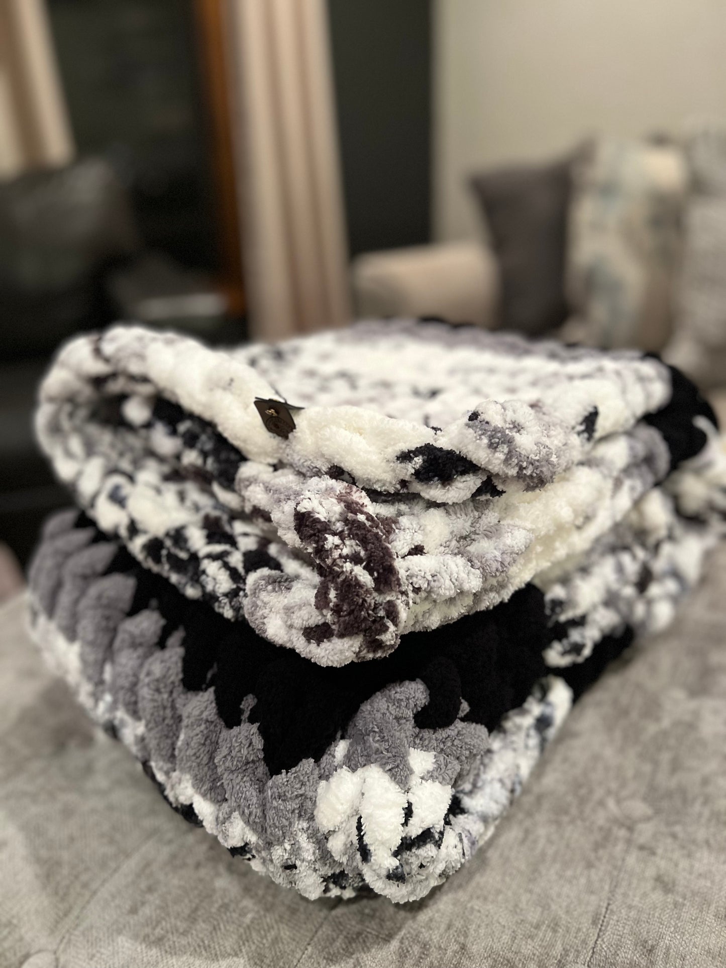 Charcoal Mix Chunky Knit Throw (Large)